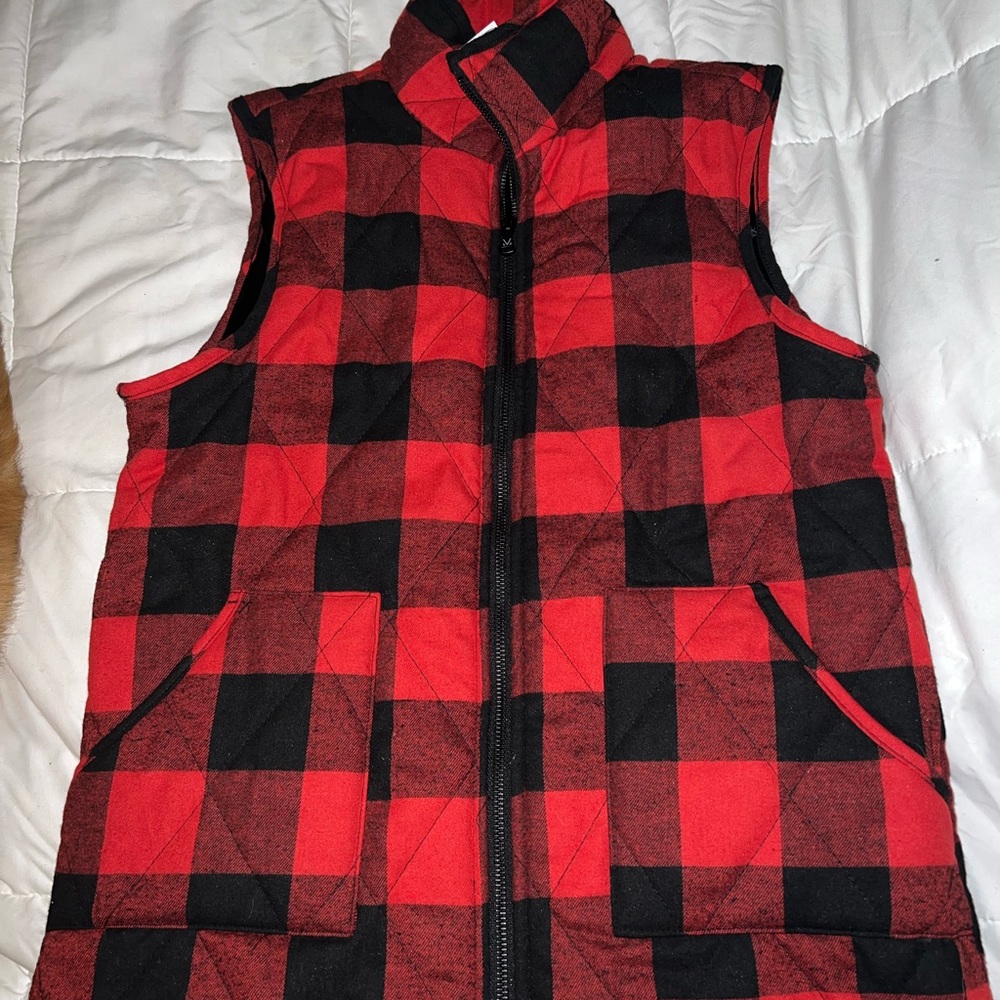 NEW Red black checkered Buffalo plaid vest